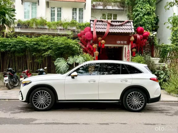 Mercedes-Benz GLC 300 4Matic 2023 - Model 2024 siêu lướt, tư nhân chính chủ