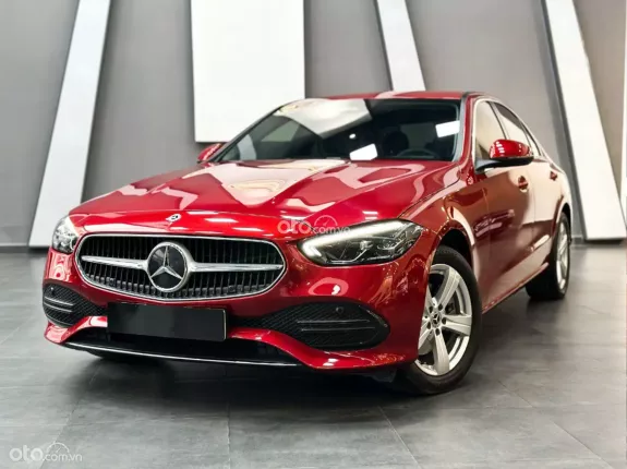 Mercedes-Benz C200 Avantgarde 2022 - Xe nội thất đen cực mới. Chủ đi giữ gìn