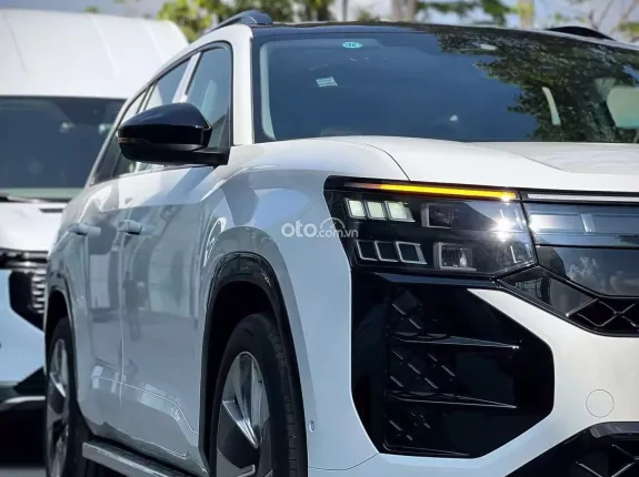 Volkswagen Teramont Pro 2026 - Giá xe Teramont Pro Max Màu Trắng tháng 5/2026 SUV King Size 7 chỗ cho gia đình