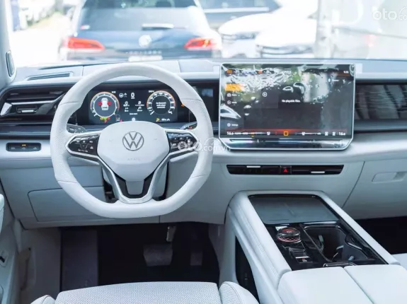 Volkswagen Teramont Pro 2026 - Giá xe Teramont Pro Max Màu Trắng tháng 5/2026 SUV King Size 7 chỗ cho gia đình