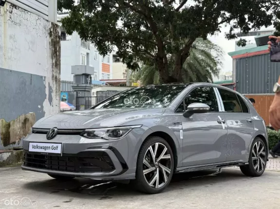 Volkswagen Golf 2026 - Phiên bản 1.5 r-line phiên bản có cửa sổ trời toàn cảnh nhập khẩu nguyên chiếc từ đức