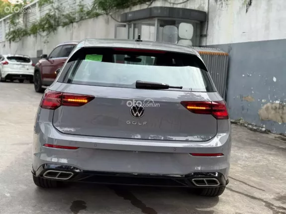 Volkswagen Golf 2026 - Phiên bản 1.5 r-line phiên bản có cửa sổ trời toàn cảnh nhập khẩu nguyên chiếc từ đức