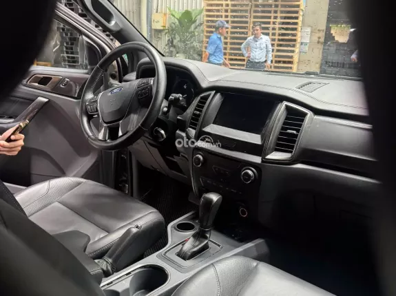 Ford Everest Titanium 2.2L 4x2 AT 2017 - FORD EVEREST TITANIUM 2.2L 2017 SIÊU LƯỚT 38.000km