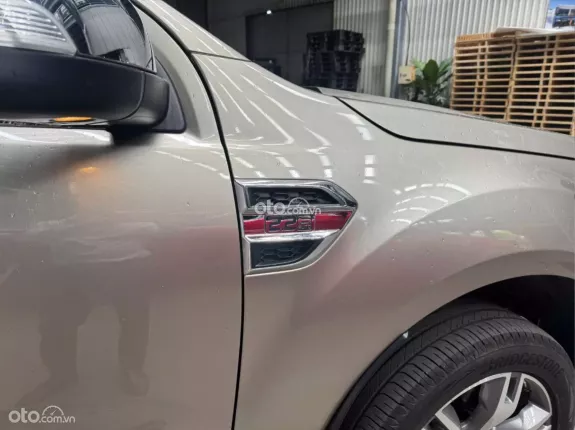 Ford Everest Titanium 2.2L 4x2 AT 2017 - FORD EVEREST TITANIUM 2.2L 2017 SIÊU LƯỚT 38.000km