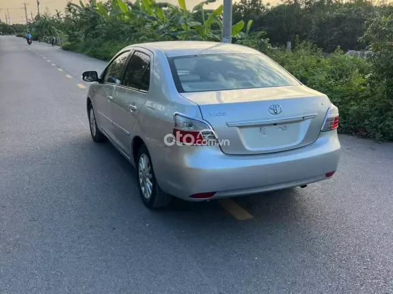 Toyota Vios 1.5E MT 2012 - Vios E 1.5 MT đời 2012. Xe đại chất, không lỗi, zin hết Hồ sơ cầm tay. Nội ngoại thất đẹp