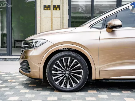 Volkswagen Viloran Luxury 2024 - ĐẲNG CẤP THƯƠNG GIA ĐỨC