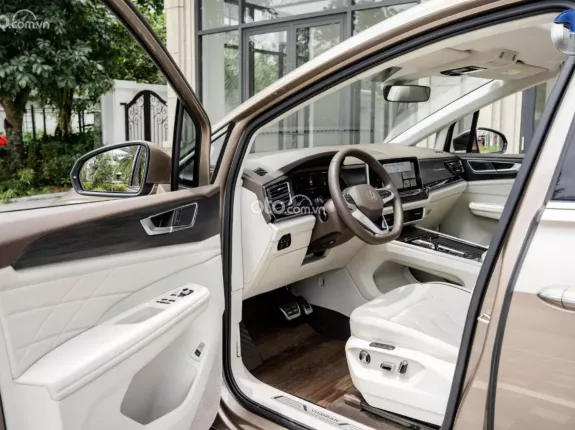 Volkswagen Viloran Luxury 2024 - ĐẲNG CẤP THƯƠNG GIA ĐỨC