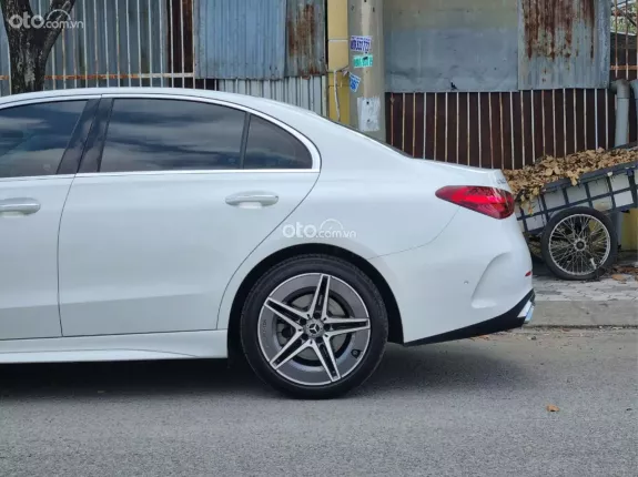 Mercedes-Benz C300 AMG 2022 - Siêu phẩm