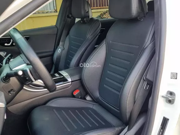Mercedes-Benz C300 AMG 2022 - Siêu phẩm