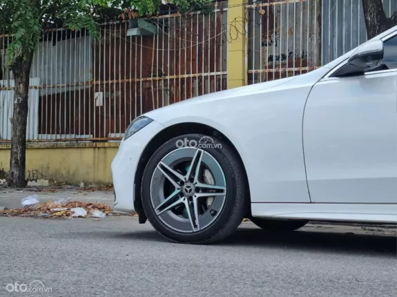 Mercedes-Benz C300 AMG 2022 - Siêu phẩm