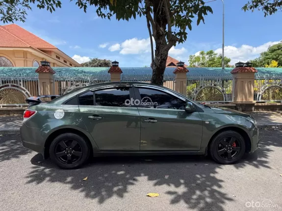 Chevrolet Cruze 1.6 MT 2010 - Xe như mới