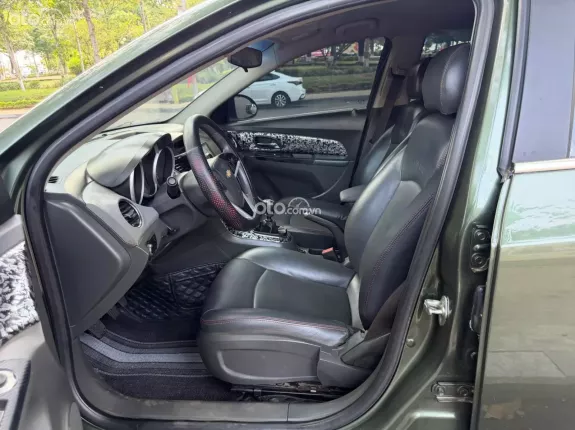 Chevrolet Cruze 1.6 MT 2010 - Xe như mới