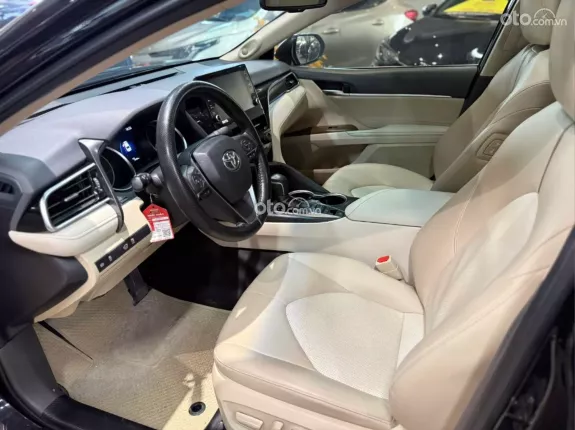 Toyota Camry 2.0Q 2022 - BH chính hãng Toyota Sure