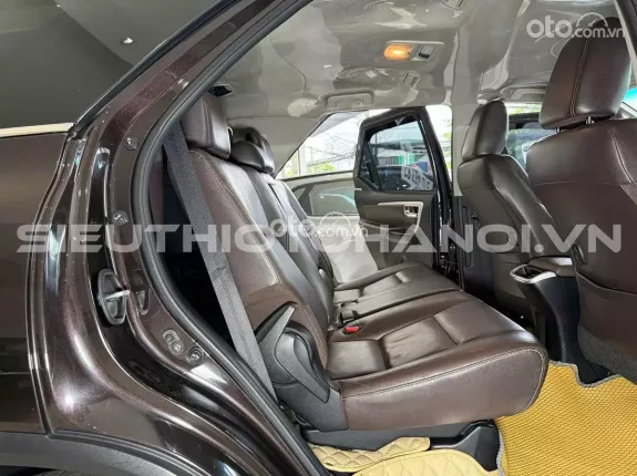 Toyota Fortuner 2.7 V 4X2 AT 2016 - Xe zin nguyên bản theo hãng