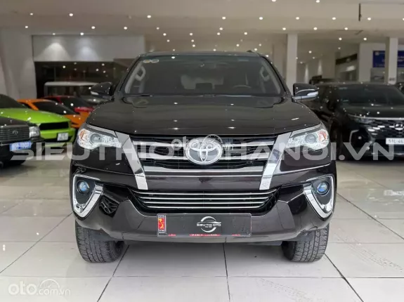 Toyota Fortuner 2.7 V 4X2 AT 2016 - Xe zin nguyên bản theo hãng