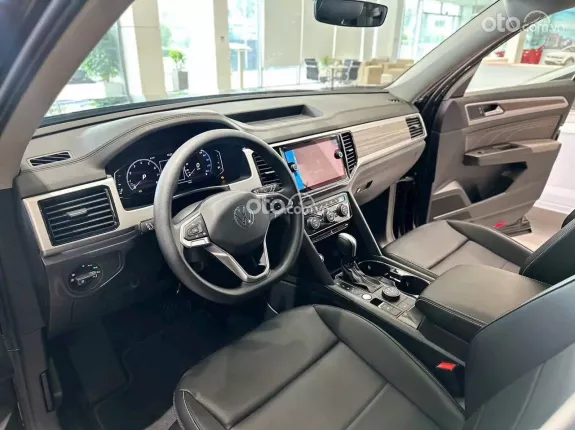 Volkswagen Teramont 2026 - Giá Xe tháng 5/2026 Teramont Mỹ quà tặng sơn đổi màu theo sở thích