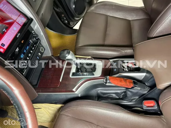 Toyota Fortuner 2.7 V 4X2 AT 2016 - Xe zin nguyên bản theo hãng