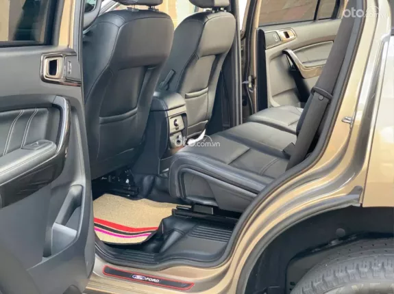 Ford Everest Titanium 2.0 AT 4x2 2018 - Xe zin không lỗi bản cao cấp Titanium full options