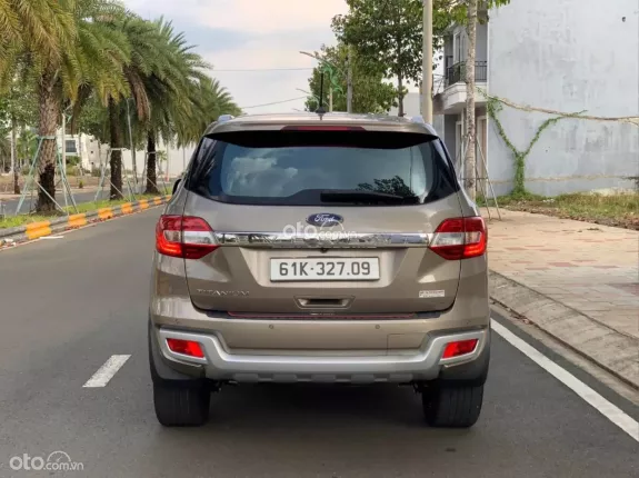 Ford Everest Titanium 2.0 AT 4x2 2018 - Xe zin không lỗi bản cao cấp Titanium full options