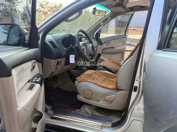 Toyota Fortuner 2.4 MT 4x2 2016 - Xe số sàn máy dầu huyền thoại phom lỗ mũi