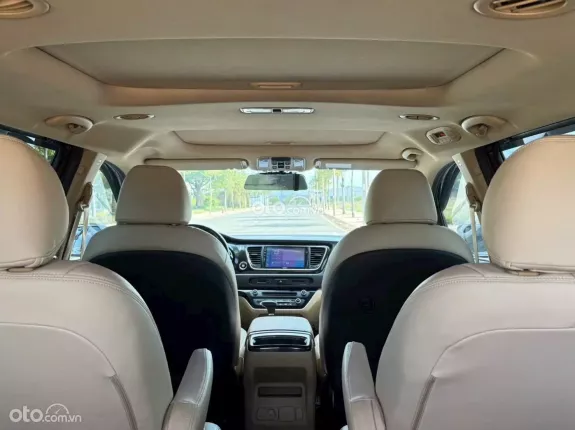 Kia Sedona 2.2 Platinum D 2019 - MPV đa dụng bản cao cấp máy dầu bền lành nhiều công nghệ