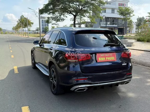 Mercedes-Benz GLC 300 4Matic 2020 - Xe gần y mới (gói AMG Line), không gian nội thất ngập tràn công nghệ, khả năng vận hành mạnh mẽ
