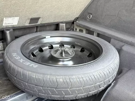 Mercedes-Benz GLC 300 4Matic 2020 - Xe gần y mới (gói AMG Line), không gian nội thất ngập tràn công nghệ, khả năng vận hành mạnh mẽ
