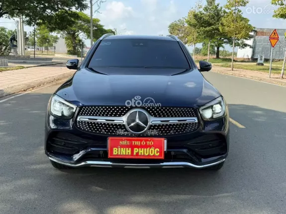 Mercedes-Benz GLC 300 4Matic 2020 - Xe gần y mới (gói AMG Line), không gian nội thất ngập tràn công nghệ, khả năng vận hành mạnh mẽ