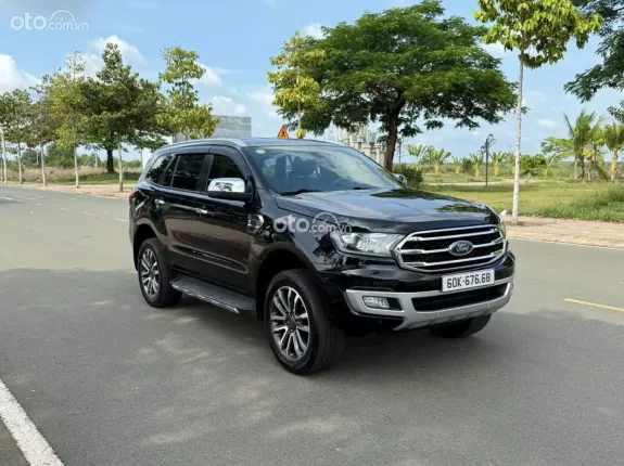 Ford Everest Titanium 2.0 AT 4x2 2019 - Bản cao cấp full options, xe zin toàn tập không lỗi