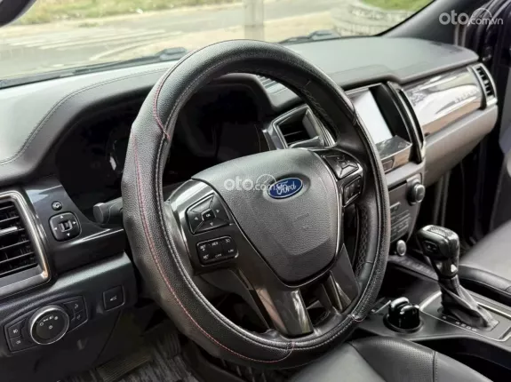 Ford Everest Titanium 2.0 AT 4x2 2019 - Bản cao cấp full options, xe zin toàn tập không lỗi