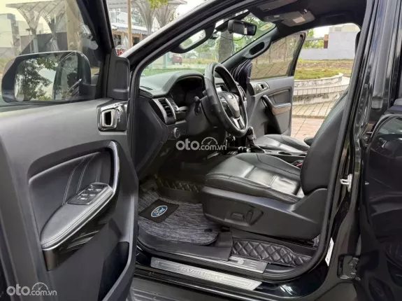Ford Everest Titanium 2.0 AT 4x2 2019 - Bản cao cấp full options, xe zin toàn tập không lỗi