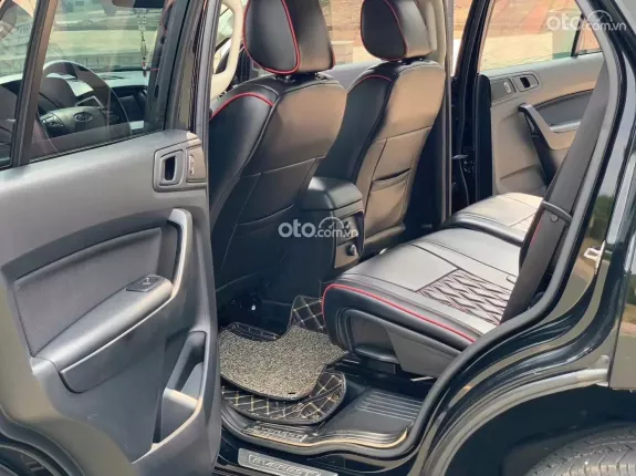 Ford Everest Ambiente 2.0 MT 4x2 2019 - Bản số sàn tiết kiệm, cảm giác lái chủ động, xe zin không lỗi