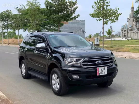 Ford Everest Ambiente 2.0 MT 4x2 2019 - Bản số sàn tiết kiệm, cảm giác lái chủ động, xe zin không lỗi