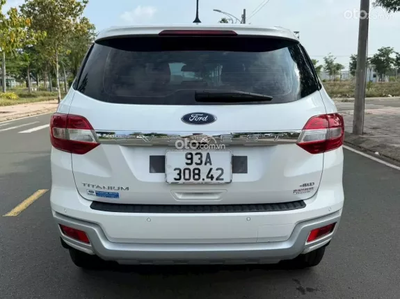 Ford Everest Titanium 2.0L AT 4WD 2022 - Bản cao cấp nhất, ngập tràn công nghệ, xe zin khoẻ