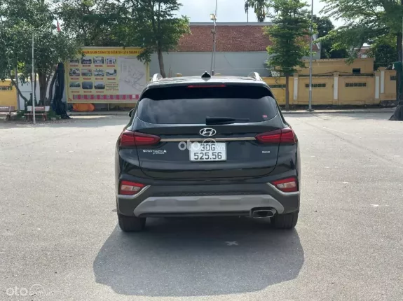 Hyundai Santa Fe 2.4L Xăng Cao cấp 2019 - Xe gia đình sử dụng rất mới