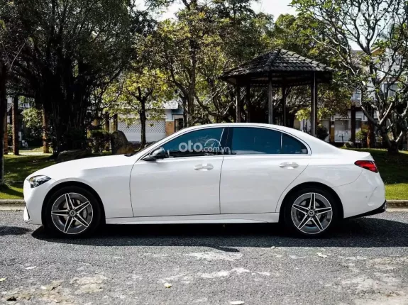 Mercedes-Benz C300 AMG 2022 - C300 All New