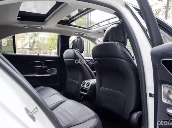 Mercedes-Benz C300 AMG 2022 - C300 All New