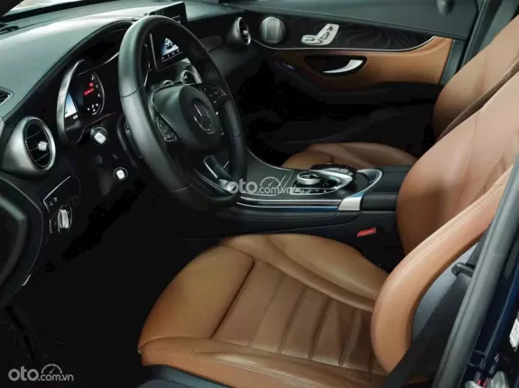 Mercedes-Benz GLC 300 4Matic 2018 - Full lịch sử hãng