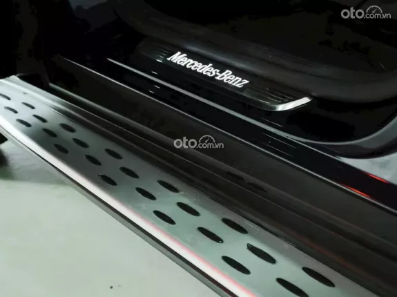 Mercedes-Benz GLC 300 4Matic 2018 - Full lịch sử hãng