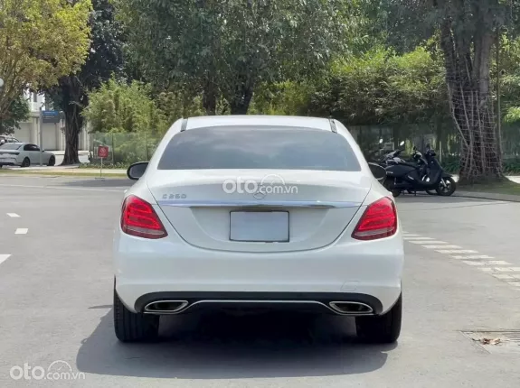 Mercedes-Benz C250 Exclusive 2018 - Trắng