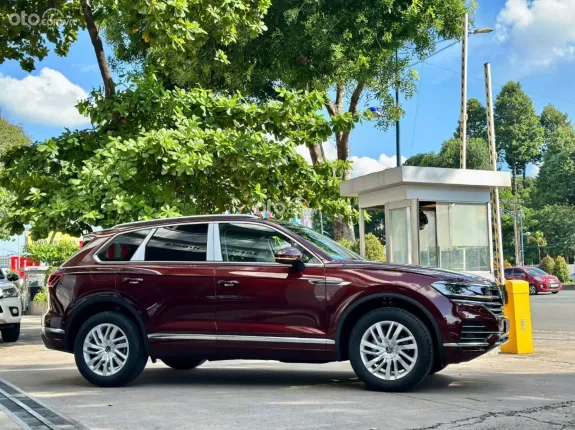 Volkswagen Touareg Elegance 2026 - Giá xe Touareg tháng 5/2026 Tặng phiếu xăng sử dụng 1 năm khi mua xe