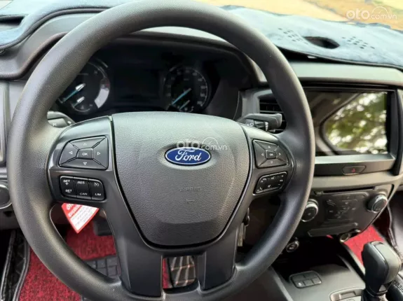 Ford Ranger XLS 2.2 4x2 AT 2019 - Mẫu bán tải cơ bắp với động cơ Diesel mạnh mẽ hàng đầu phân khúc