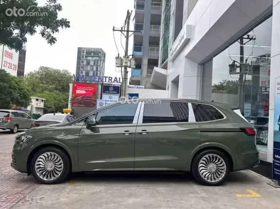 Volkswagen Viloran Luxury 2026 - Màu xanh như audi đặc biệt theo sở thích cá nhân