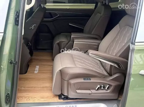 Volkswagen Viloran Luxury 2026 - Màu xanh như audi đặc biệt theo sở thích cá nhân
