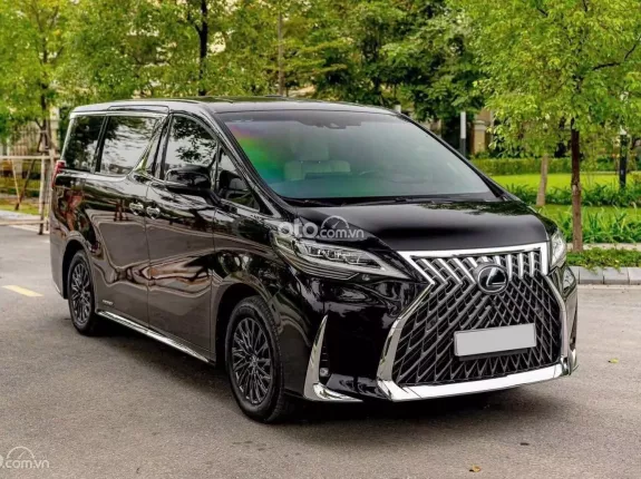 Lexus LM 300h 2020 - 4 chỗ màu đen nội thất kem