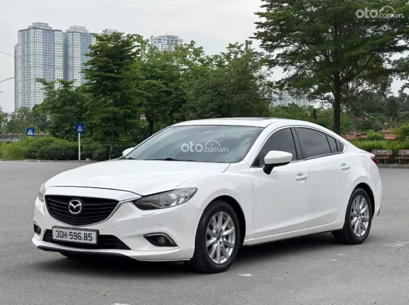 Mazda 6 2.0L Luxury 2015 - Nội ngoại thất rất mới
