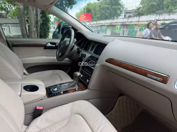 Audi Q7 3.0 TFSI Quattro 2011 - Xe đẹp không lỗi nhỏ