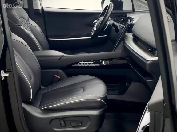 Hyundai Custin 1.5T-GDi Đặc biệt 2025 - Model 2026 Siêu Lướt