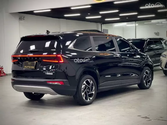 Hyundai Custin 1.5T-GDi Đặc biệt 2025 - Model 2026 Siêu Lướt