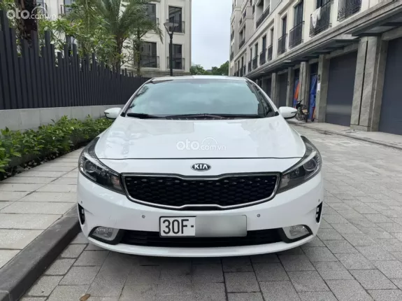 Kia Cerato 2.0 AT Premium 2018 - 1 chủ từ đầu chạy chuẩn 7,5 vạn km full ls hãng